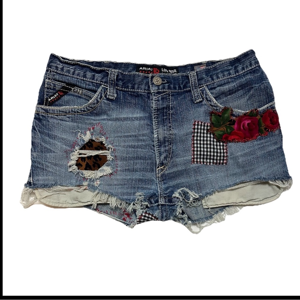 ARIAT UPCYCLED BOYFRIEND low Rise SEXY PATCHED CUTOFF denim Shorts OOAK SZ 35/2"